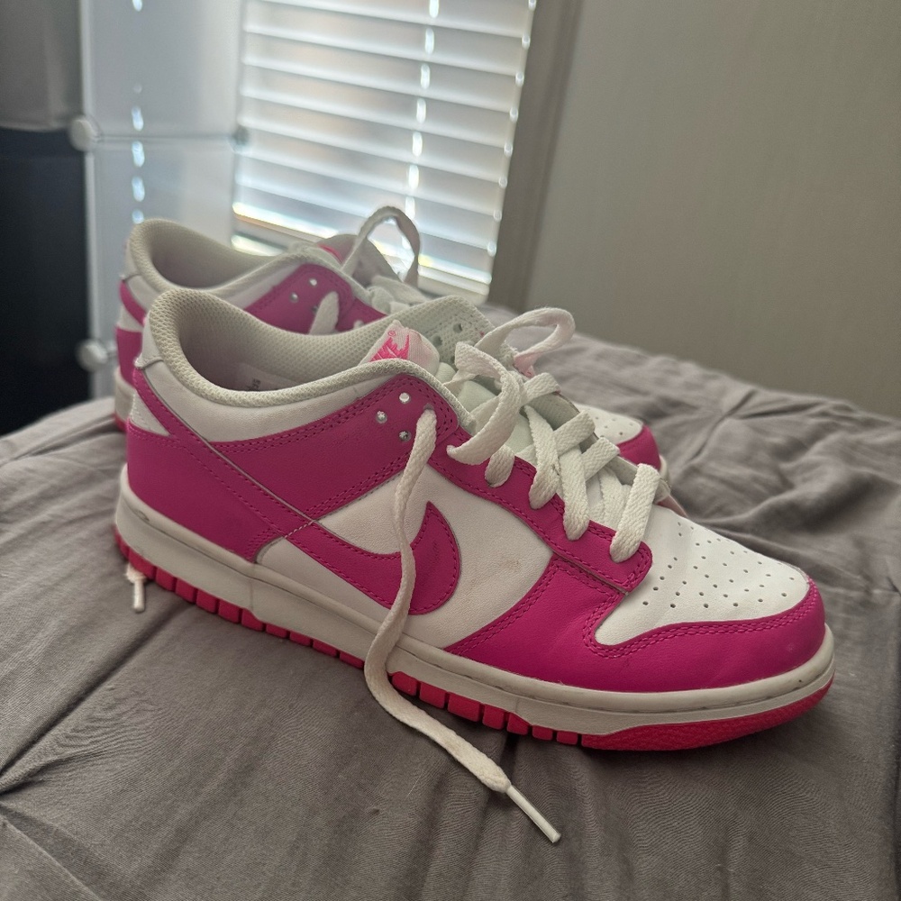 Pink and White Nike Dunks 7Y or 8.5 Womens